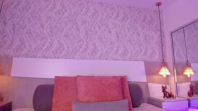 AishaPeyton online show from 12.18.25