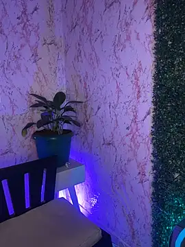 Snapshot of Katti_Barrera chatting on 02.20.26 Katti Barrera online show from 02.20.26