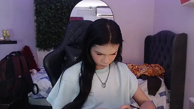 Snapshot of andy_bell_x chatting on 01.31.25 andy bell x online show from 01.31.25