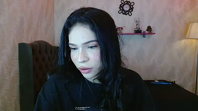 Snapshot of andy_bell_x chatting on 10.11.25 andy bell x online show from 10.11.25