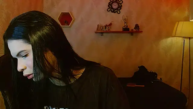 Snapshot of andy_bell_x chatting on 10.14.25 andy bell x online show from 10.14.25