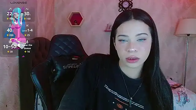 Snapshot of andy_bell_x chatting on 11.11.25 andy bell x online show from 11.11.25