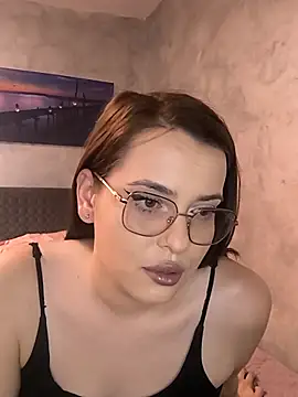 Baby Nicoll online show from 03.10.26