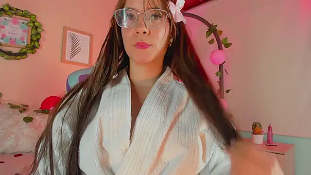 honey fox1 online show from 02.14.25