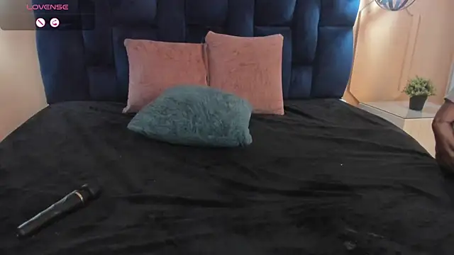 Yazmin rouse online show from 01.16.25