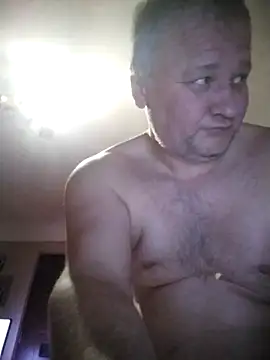 Snapshot of nudistu021 chatting on 01.31.26 nudistu021 online show from 01.31.26