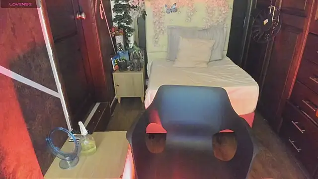 SexyNaf online show from 09.11.25