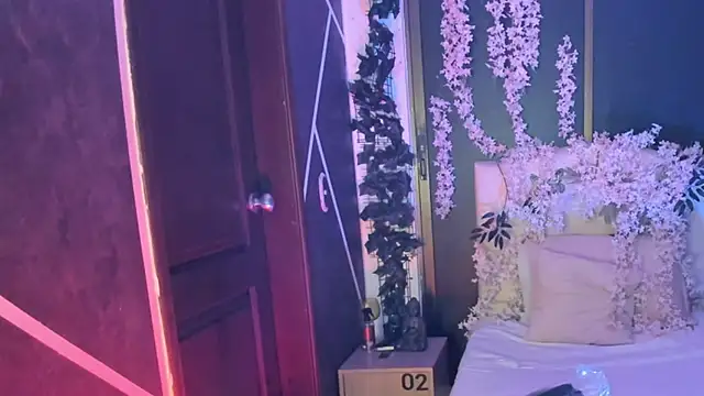 SexyNaf online show from 10.15.25