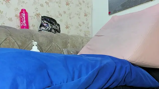 Snapshot of fer_dz chatting on 01.11.25 fer dz online show from 01.11.25