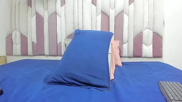 Snapshot of fer_dz chatting on 02.10.25 fer dz online show from 02.10.25