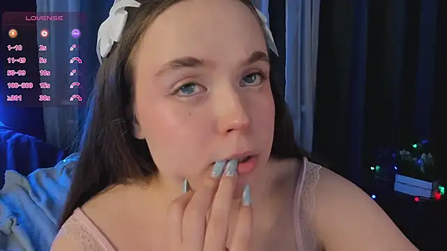 SunnyRisha online show from 02.08.25