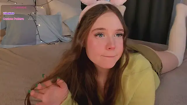 SunnyRisha online show from 03.10.25