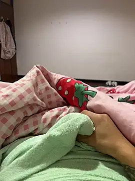 CM100412 online show from 03.18.25