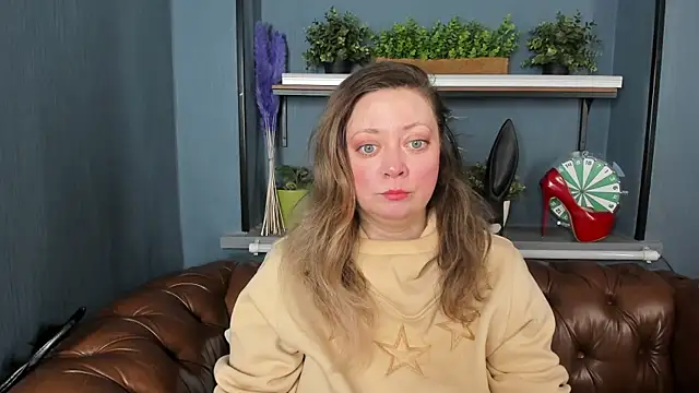 JesiaFoxi online show from 02.04.25