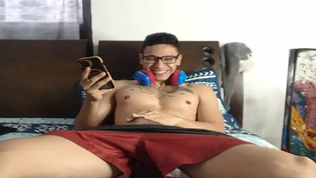 Tobicutee online show from 02.06.26