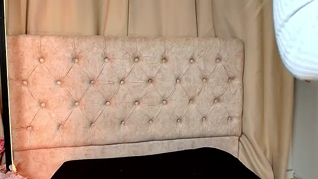 Snapshot of ashleyvalirya chatting on 03.15.25 ashleyvalirya online show from 03.15.25