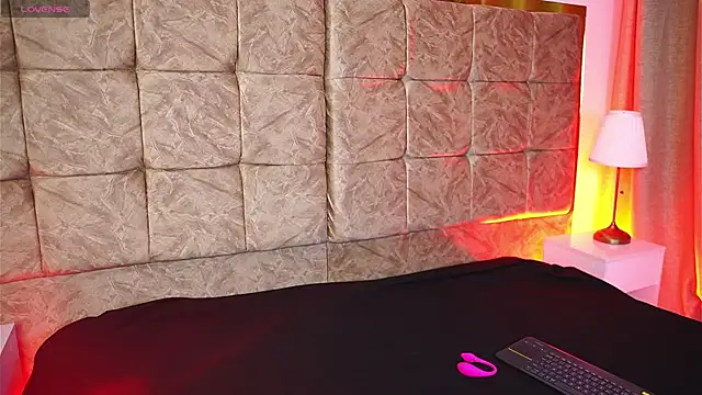 ashleyvalirya online show from 02.20.26