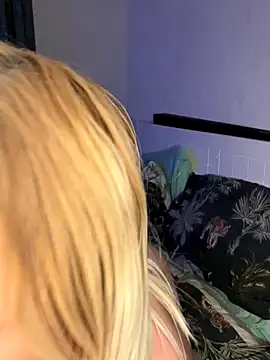 saskiapierce online show from 09.17.25