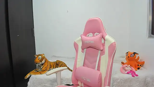 saori 9b online show from 03.07.25