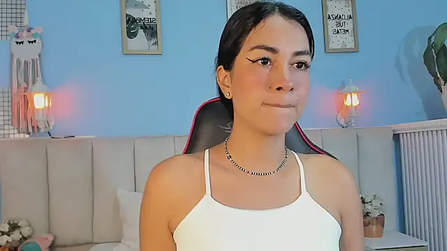 Snapshot of lyzzi_smith01 chatting on 02.03.25 lyzzi smith01 online show from 02.03.25