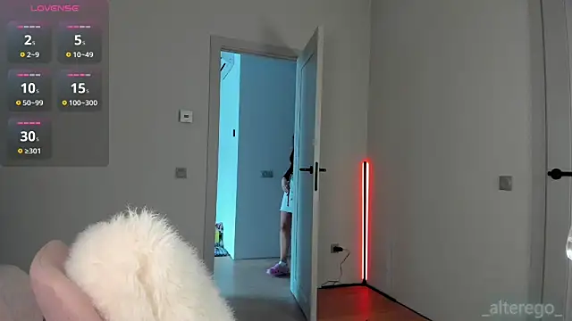  cometoseeme  online show from 02.18.26