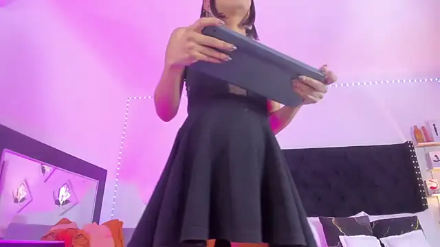 Snapshot of CampbelGinger chatting on 03.19.25 CampbelGinger online show from 03.19.25