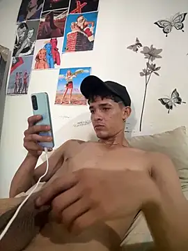 Snapshot of cristofer_988 chatting on 03.09.25 cristofer 988 online show from 03.09.25