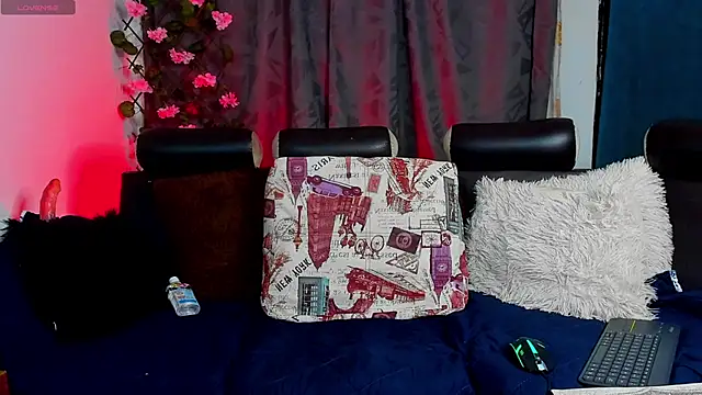 Snapshot of cristofer_988 chatting on 10.05.25 cristofer 988 online show from 10.05.25