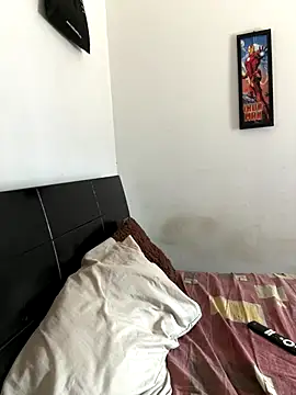 Snapshot of cristofer_988 chatting on 11.06.25 cristofer 988 online show from 11.06.25