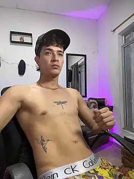 cristofer 988 online show from 04.24.26