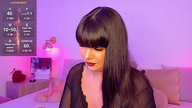 Alexa Miss online show from 03.15.25