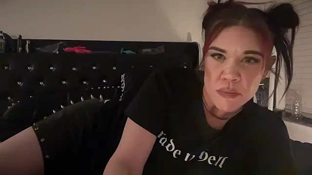 RavenRayyy online show from 01.11.26