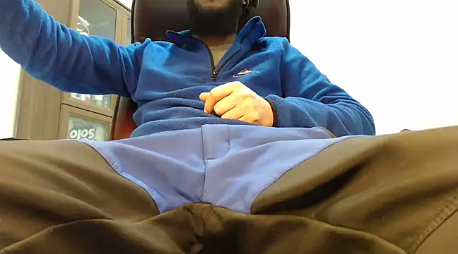 hardbigcock16 online show from 02.21.25