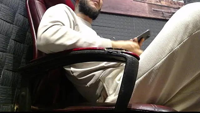 hardbigcock16 online show from 11.24.25