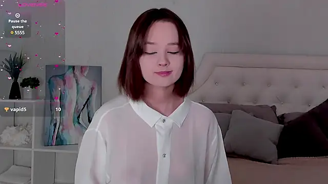 Snapshot of Mary_uw chatting on 03.11.25 Mary uw online show from 03.11.25