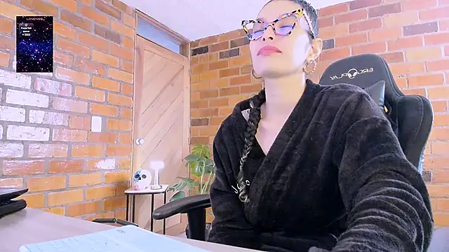 paulinabarnett- online show from 01.12.25