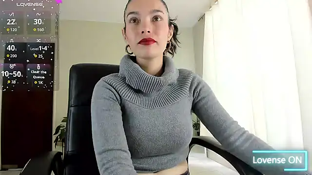 Snapshot of paulinabarnett- chatting on 06.22.26 paulinabarnett- online show from 06.22.26