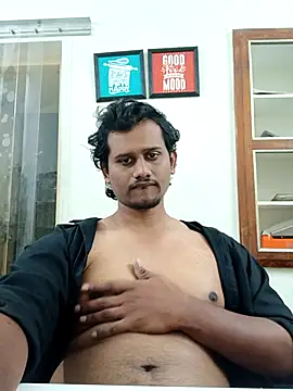 Long Laster online show from 03.05.25