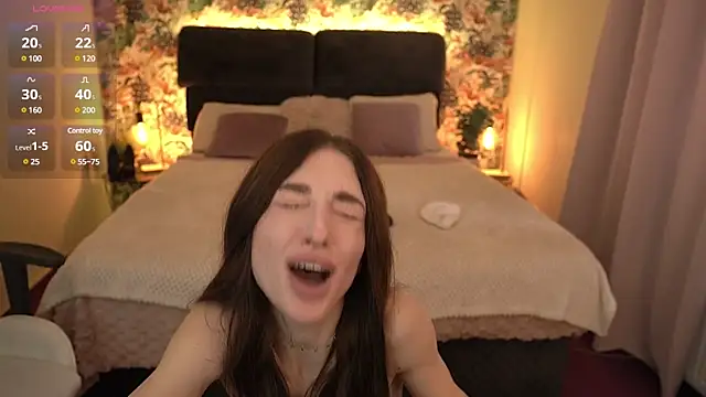 Alice Arwen online show from 01.25.25