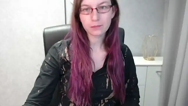 emmaxDelight online show from 02.01.25