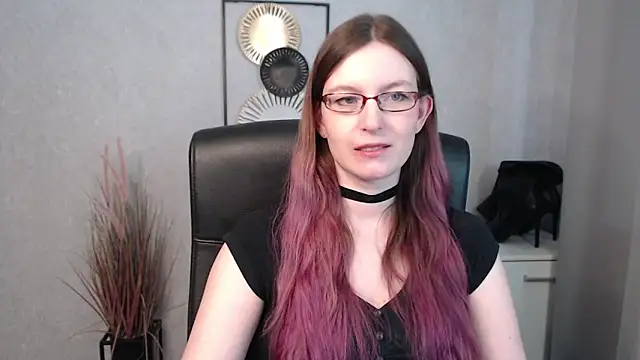 emmaxDelight online show from 03.21.25