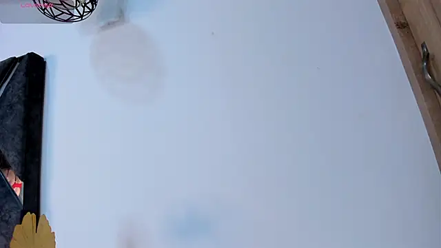 Mia ross16 online show from 02.27.25