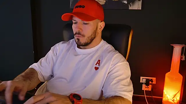 Snapshot of AngeloEric chatting on 03.01.26 AngeloEric online show from 03.01.26