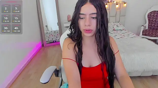 Snapshot of zoe_turnner_18 chatting on 03.04.25 zoe turnner 18 online show from 03.04.25