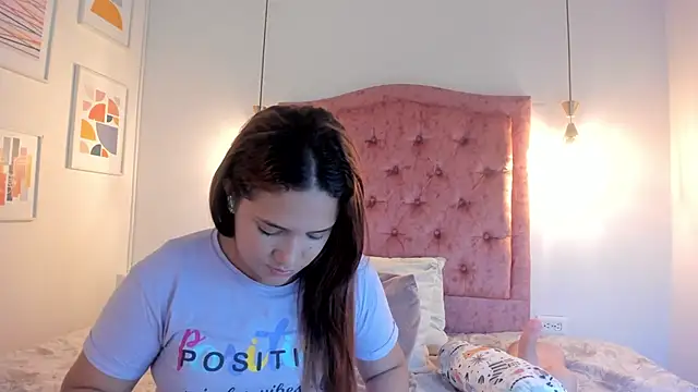 aprill21  online show from 12.17.24