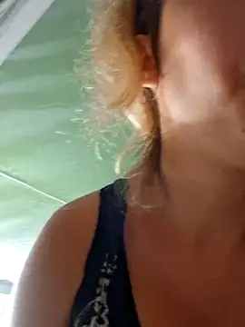 allinqueen online show from 01.17.25