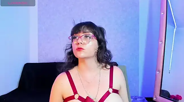 Snapshot of AliciaChelios chatting on 12.12.24 AliciaChelios online show from 12.12.24