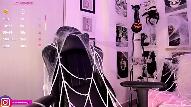 Lexyjoycce online show from 10.30.25