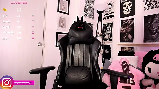 Lexyjoycce online show from 11.26.25