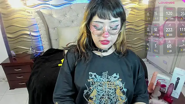 toky doll online show from 12.03.24